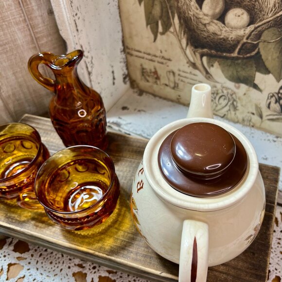 Vintage Retro TEApot with Fruit design - Beautifully Crazed Vintage Teapot - Picture 5 of 10